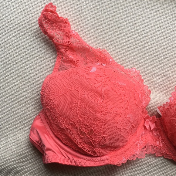 FINAL SALE Lace bra - Picture 3 of 3